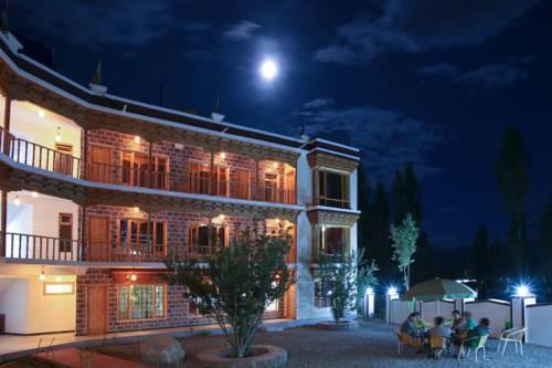 Hotel Lhalingkha Leh Eksteriør billede