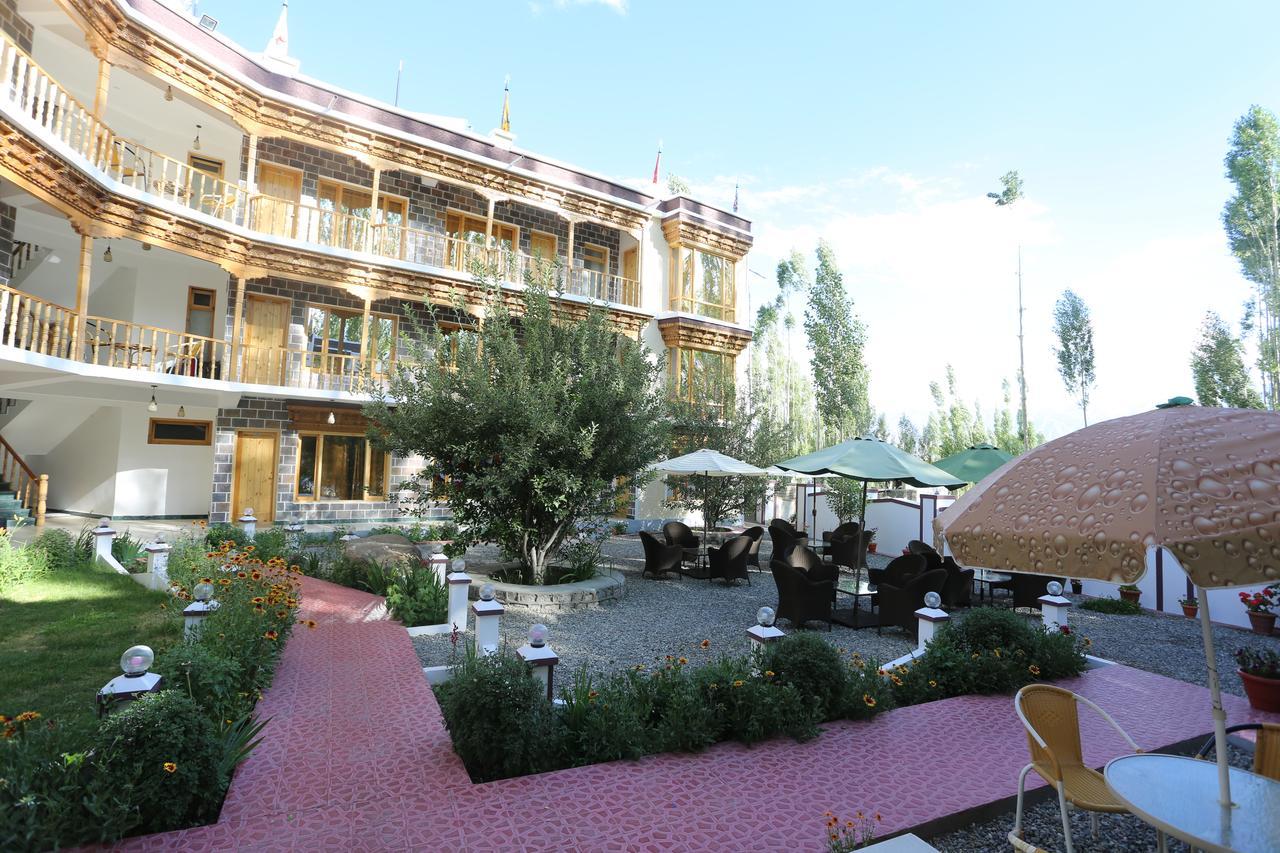 Hotel Lhalingkha Leh Eksteriør billede